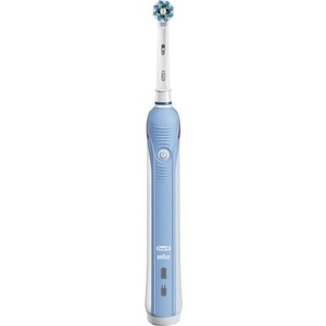 Электрическая зубная щетка Oral-B PRO 1100 Cross Action белый