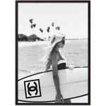 Постер в рамке Дом Корлеоне Серфингистка Chanel 50x70 см