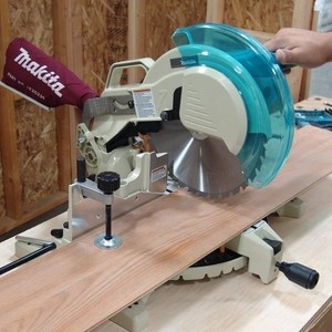 фото Пила торцовочная makita ls1221