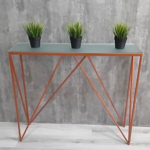 

Напольная консоль Akur Loft Cary 1200 металлокаркас медь матовое стекло, Loft Cary 1200 металлокаркас медь матовое стекло