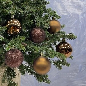Набор елочных шаров House of Seasons d 6 см 30 шт., коричневый в прозрачной упаковке - фото 3