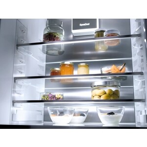 Встраиваемый холодильник Miele KFN7795D