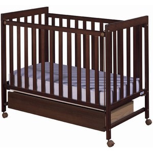 

Кроватка Micuna Basic1 120х60 chocolate, Basic1 120х60 chocolate