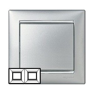 

Рамка Legrand 2-постовая Valena алюминий/серебряный штрих 770352, 2-постовая Valena алюминий/серебряный штрих 770352