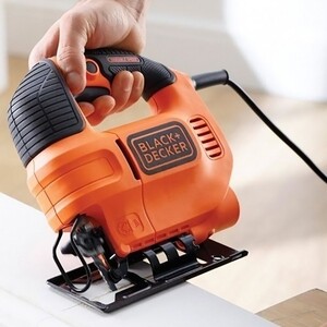 Лобзик Black+Decker KS501