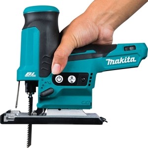 Лобзик аккумуляторный Makita JV102DZ