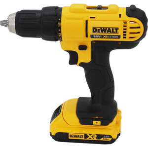 Аккумуляторная дрель-шуруповерт DeWALT DCD771D2